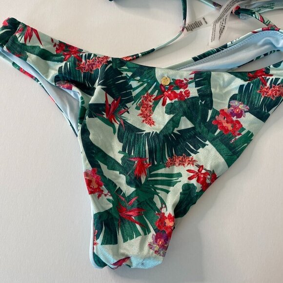 Victoria's Secret Bikini top and bottom - Picture 9 of 10